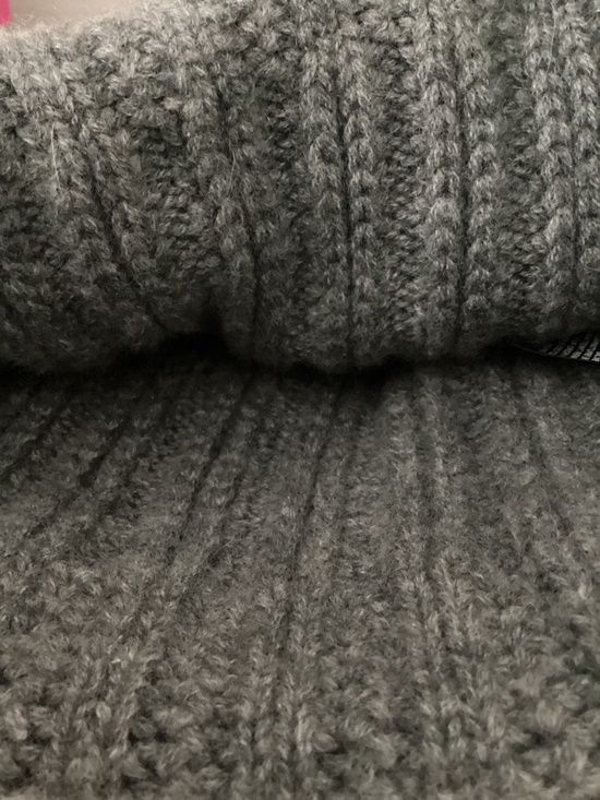 100% cashmere pom pom beanie hat main image 5